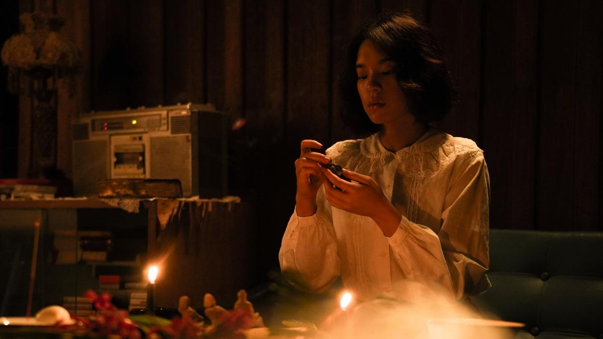  《黑煞女》 